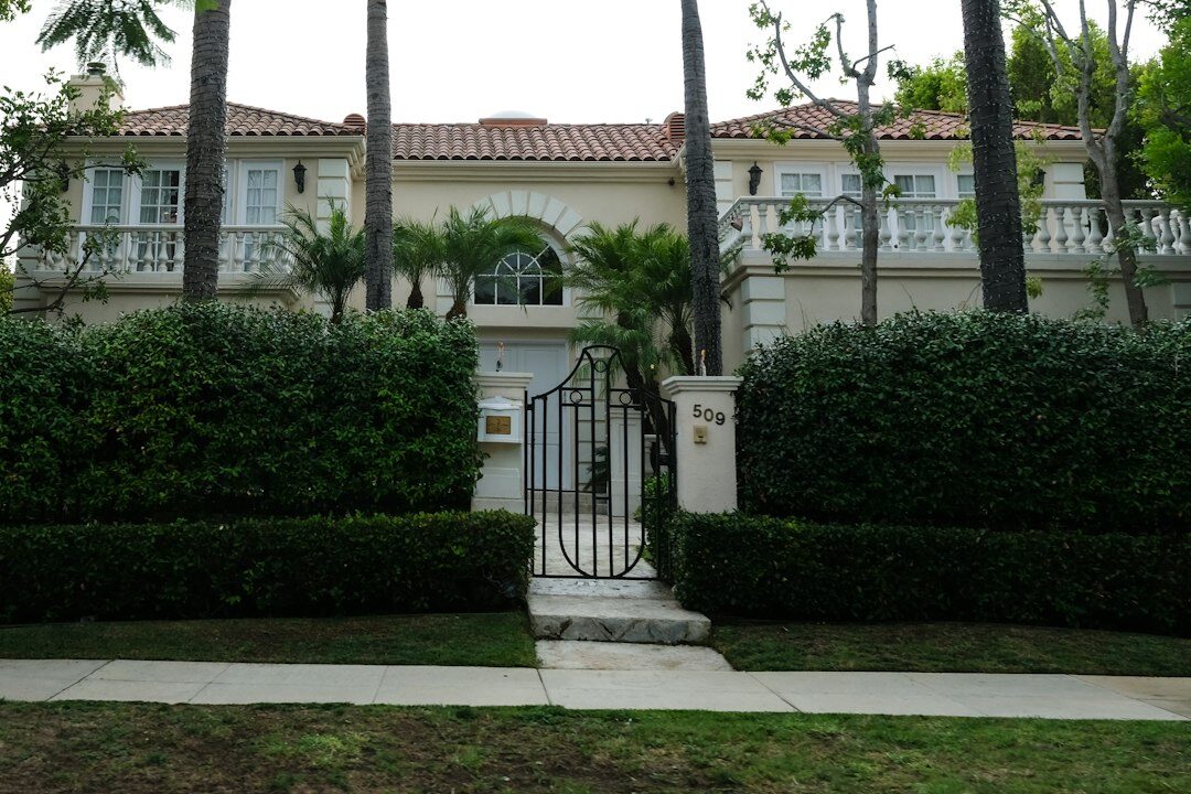 celebrity hidden villa